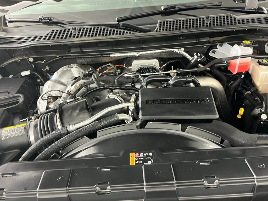 Used 2025 Chevrolet Silverado 2500 LT w/ Convenience Package image 37