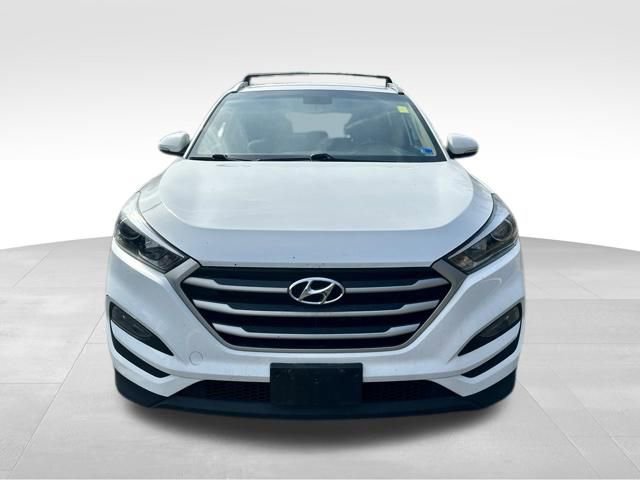 Used 2017 Hyundai Tucson SE Plus FWD image 11