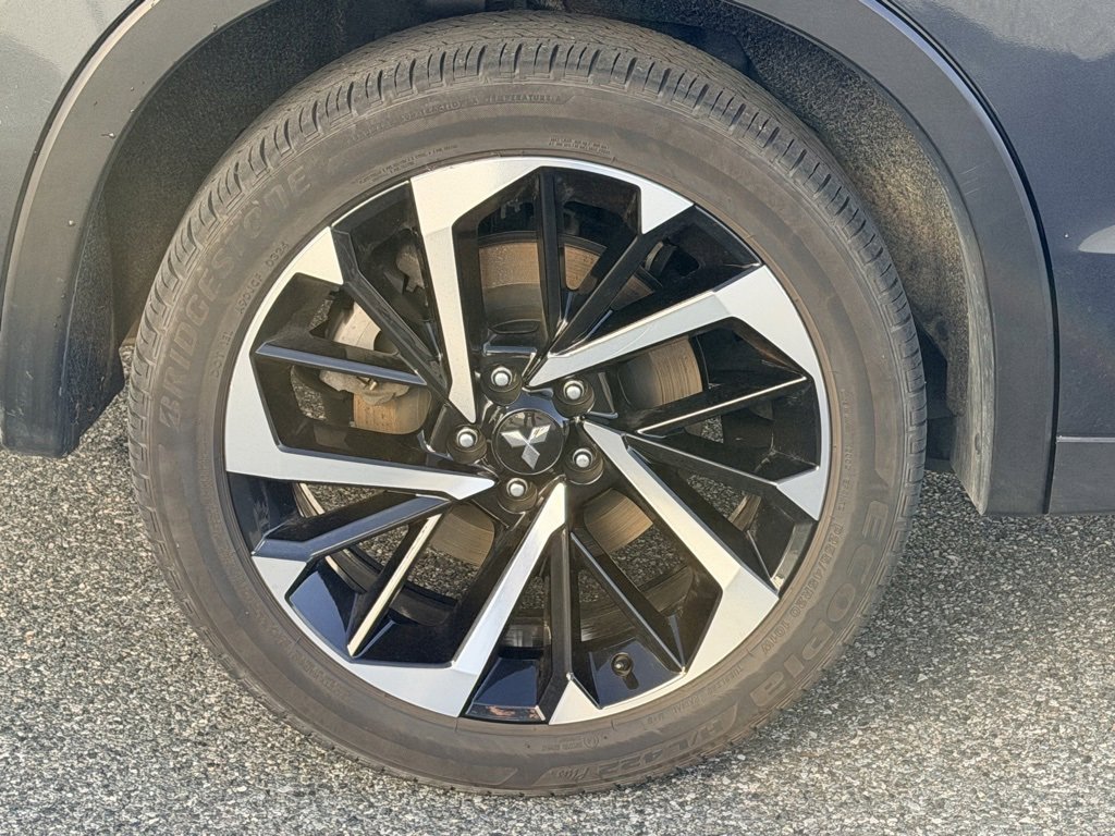 Used 2024 Mitsubishi Outlander SE image 26