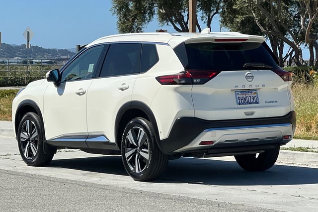 Used 2023 Nissan Rogue Platinum image 6