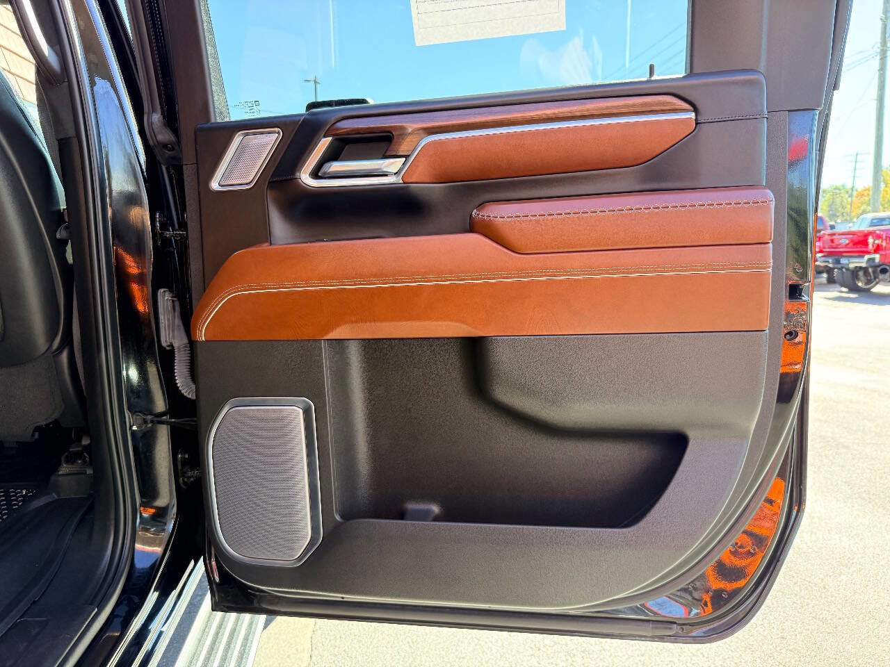 Used 2024 GMC Sierra 2500 Denali Ultimate w/ Max Trailering Package image 35