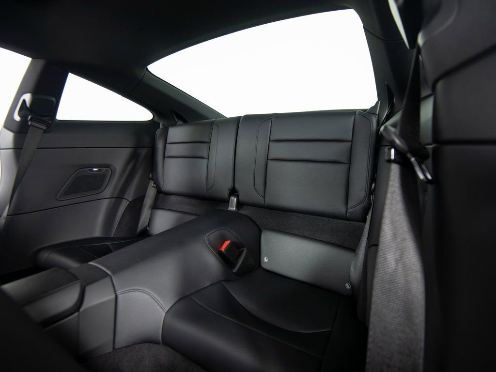 Certified 2024 Porsche 911 Carrera 4 image 18