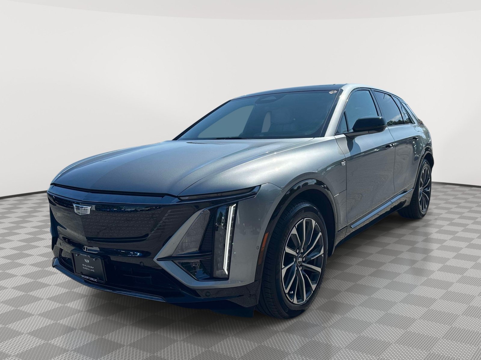 Certified 2024 Cadillac Lyriq Sport w/ LPO, Floor Liner Package AWD/4WD image 3