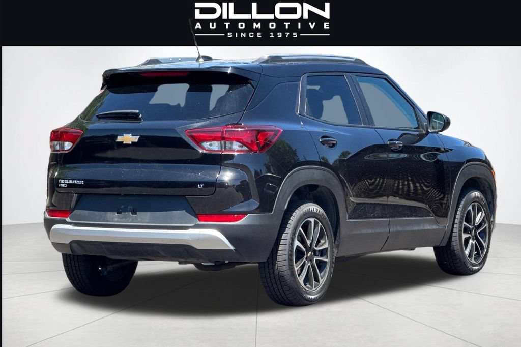 Used 2025 Chevrolet TrailBlazer LT AWD/4WD image 4
