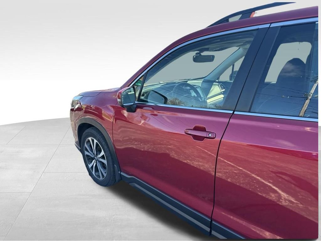 Used 2023 Subaru Forester Limited AWD/4WD image 11