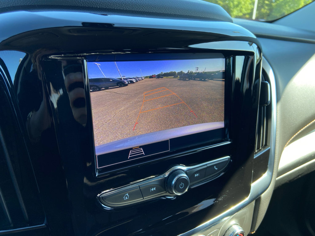 Used 2020 Chevrolet Traverse LS FWD image 21