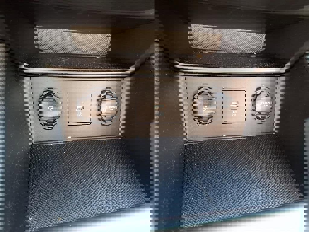 Used 2022 Hyundai Kona SEL image 12