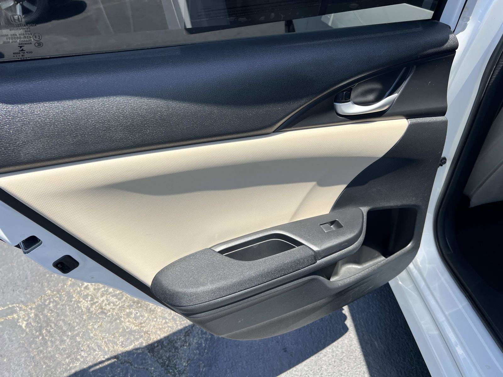 Certified 2019 Honda Civic LX image 18