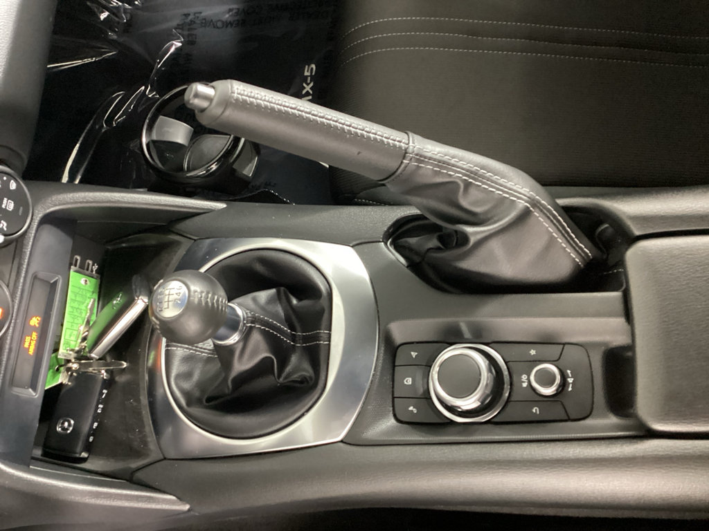 Used 2024 MAZDA MX-5 Miata Sport RWD image 16