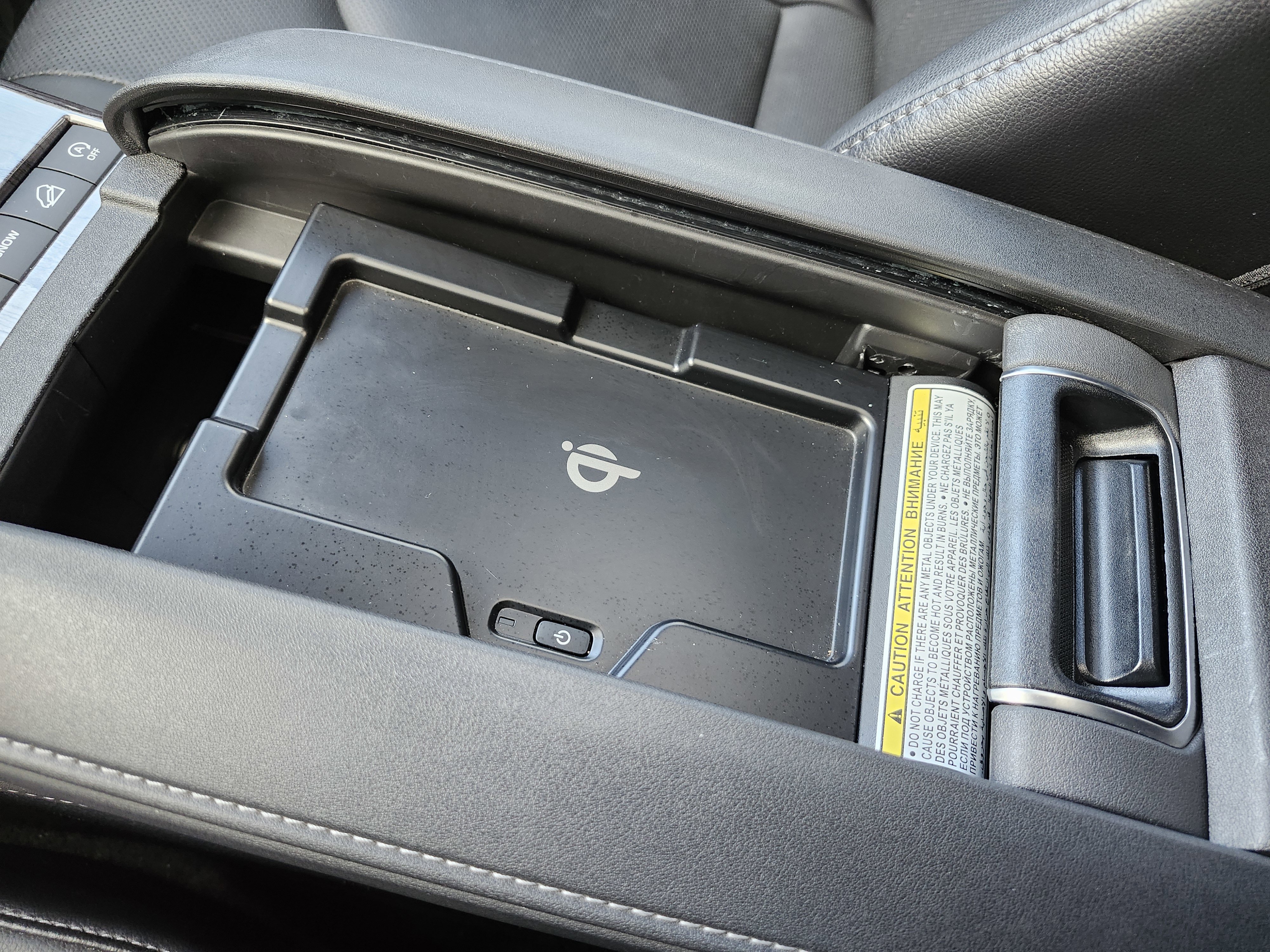 Used 2021 Toyota Highlander Limited image 12