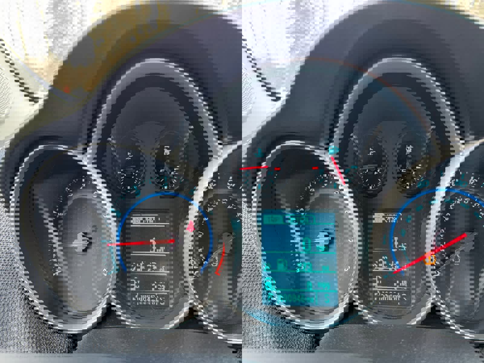 Used 2015 Chevrolet Cruze LT image 21