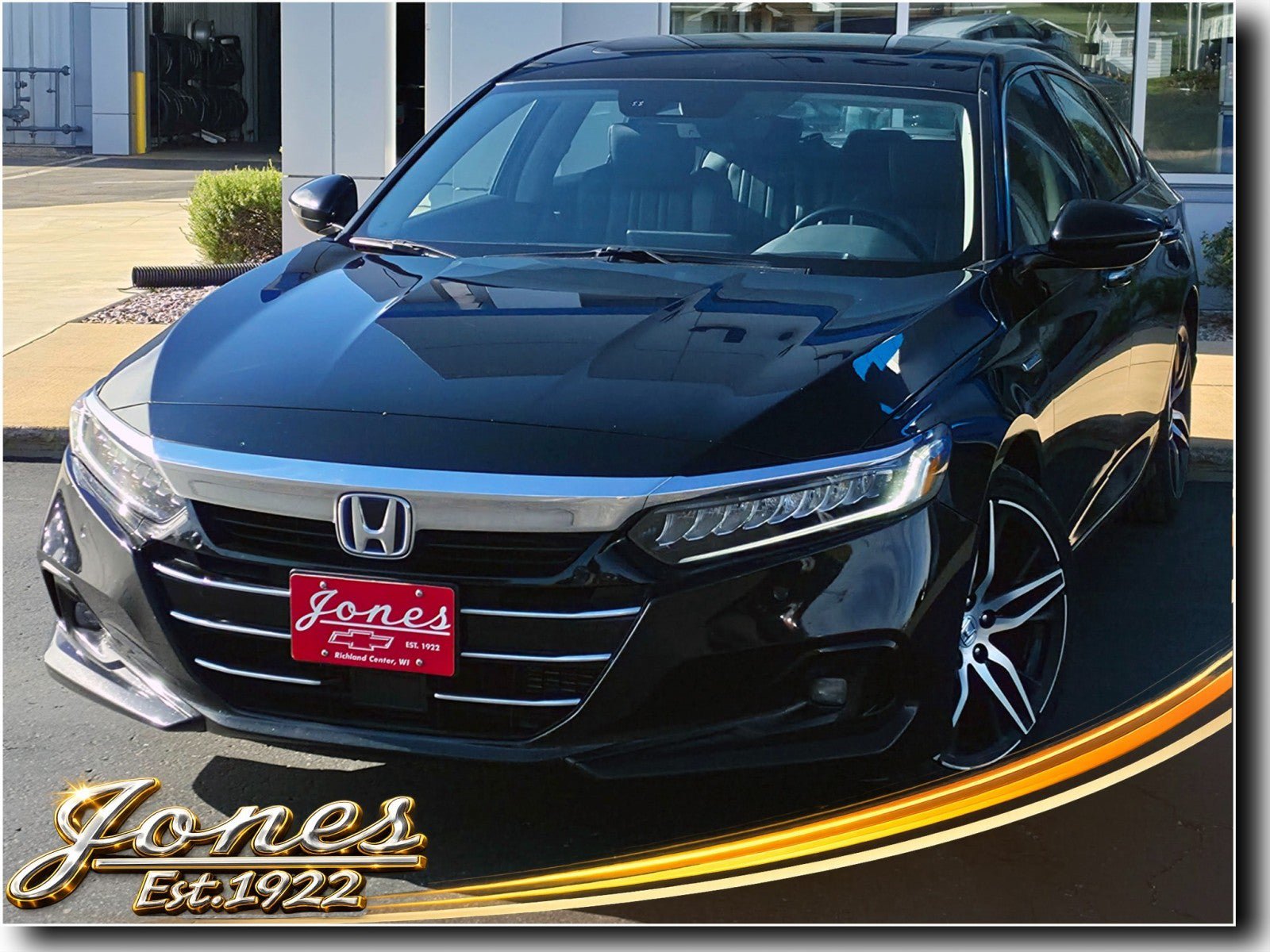 Used 2021 Honda Accord Touring image 1