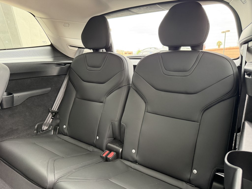 Used 2025 Volvo EX90 Plus AWD/4WD image 36