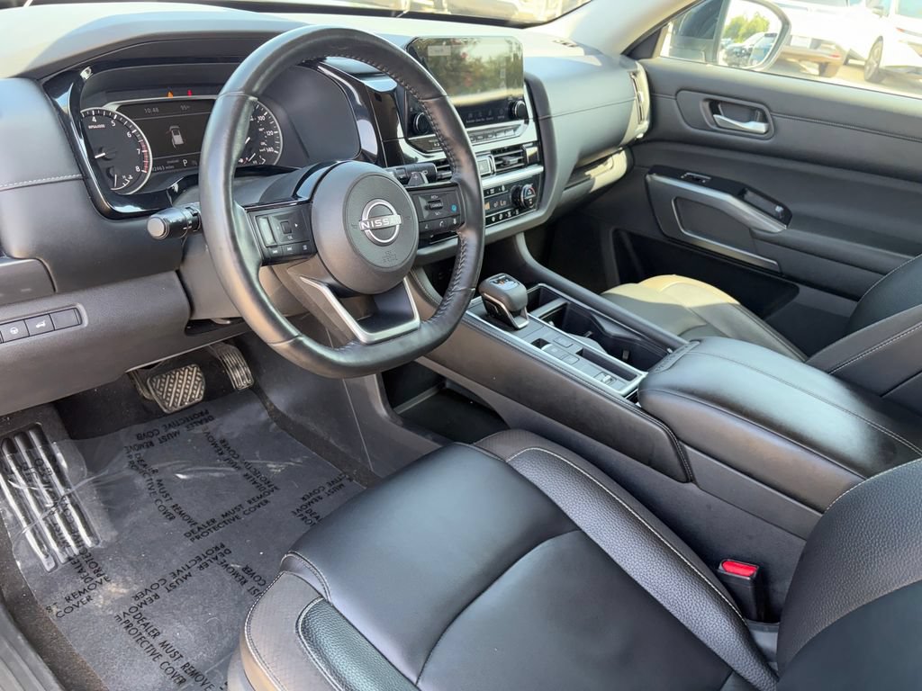 Certified 2022 Nissan Pathfinder SL FWD image 8