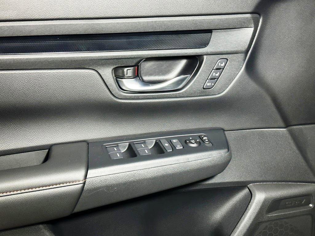 New 2025 Honda CR-V Sport-L image 10