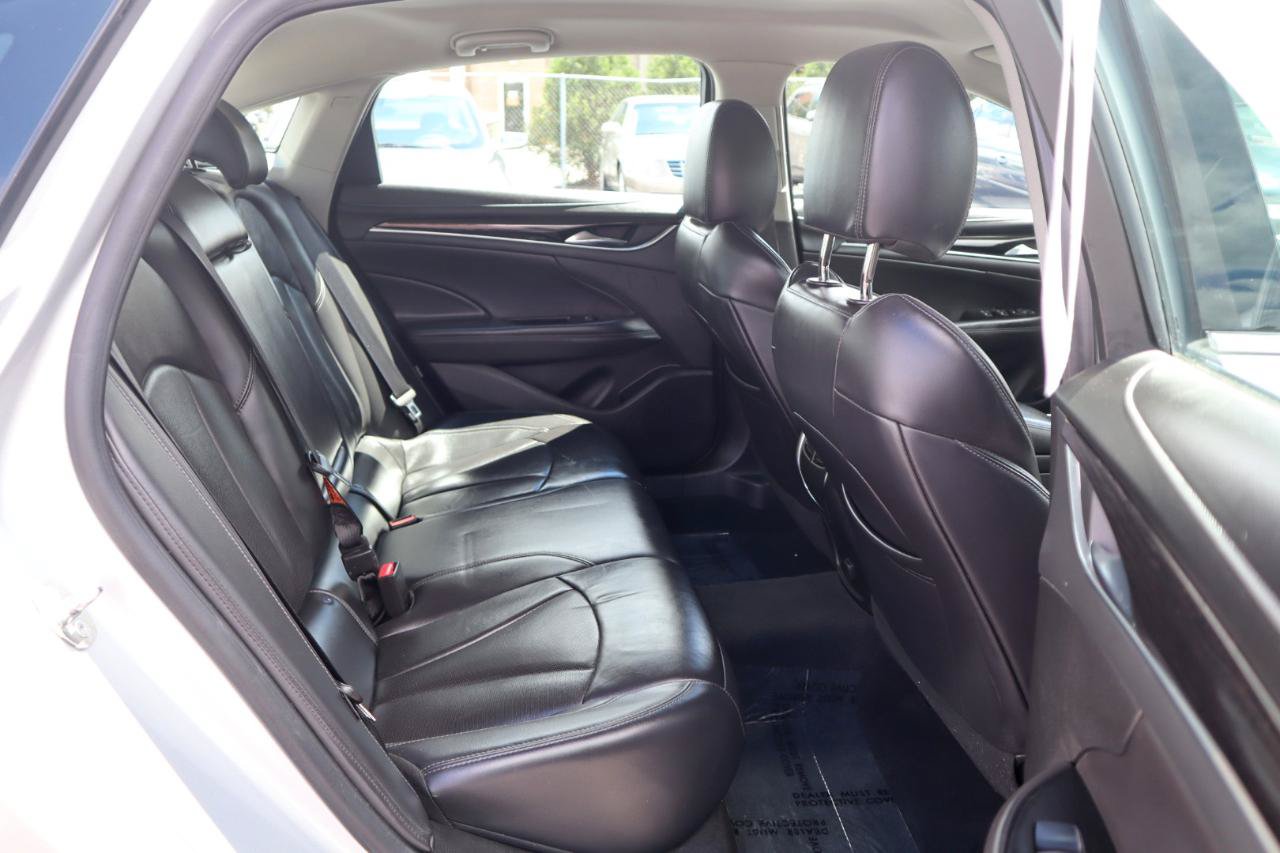 Used 2018 Buick LaCrosse Essence FWD image 12