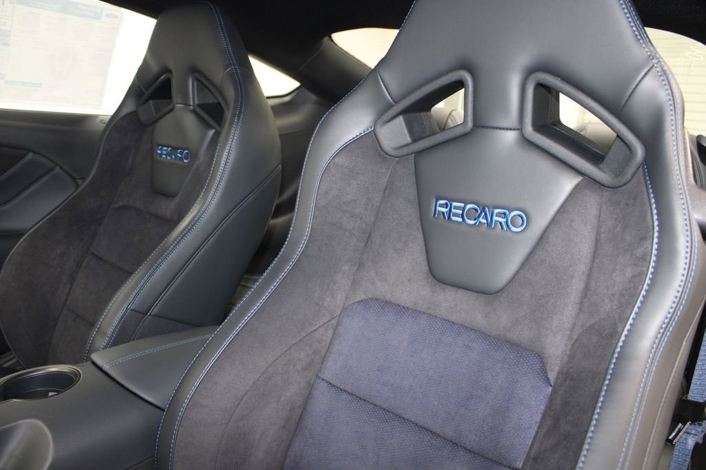 New 2025 Ford Mustang Dark Horse image 12