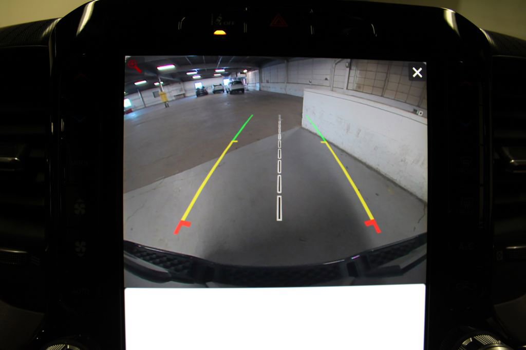 New 2026 RAM 1500 4x4 Crew Cab image 17