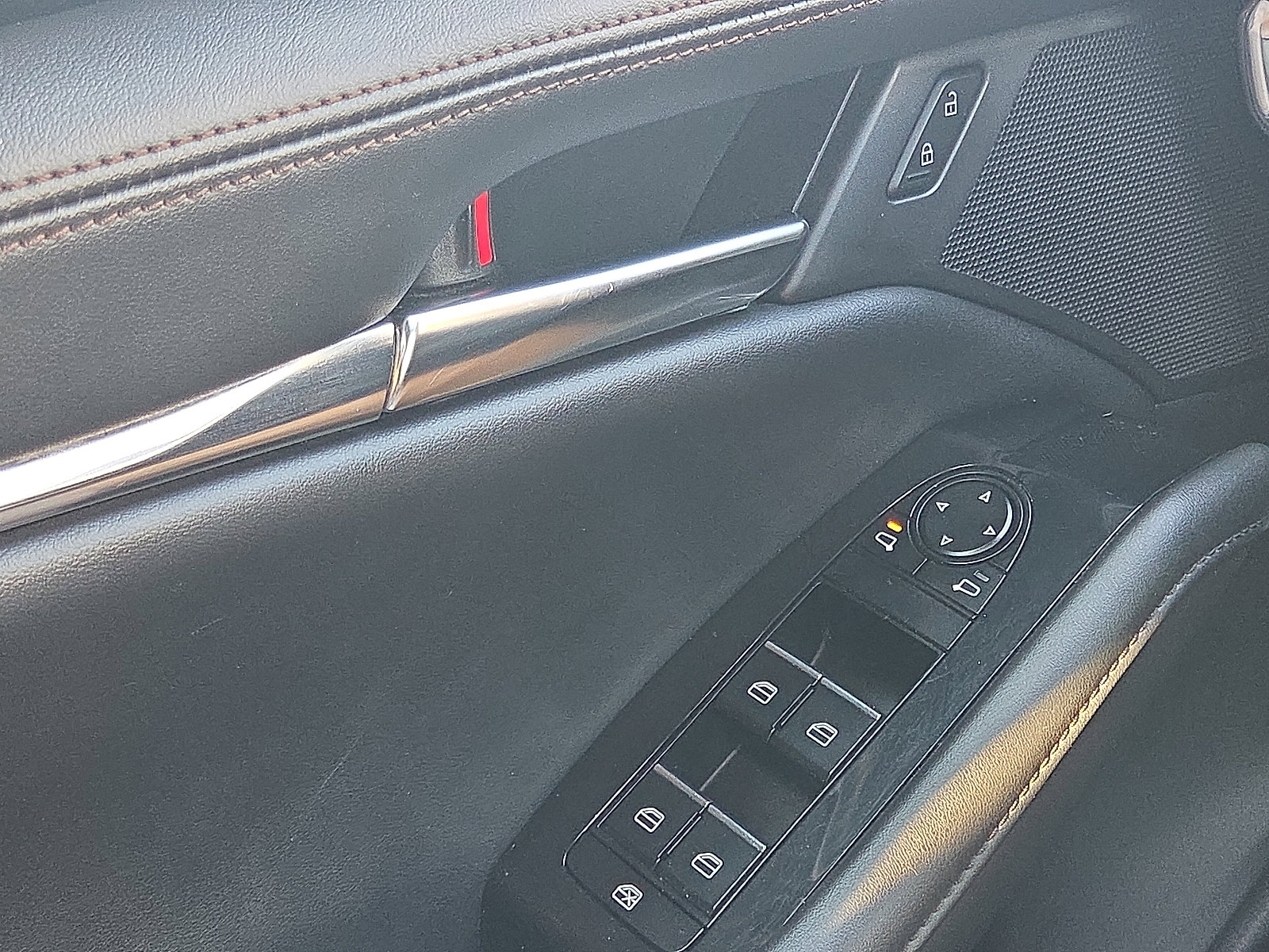 Used 2023 MAZDA MAZDA3 s image 17