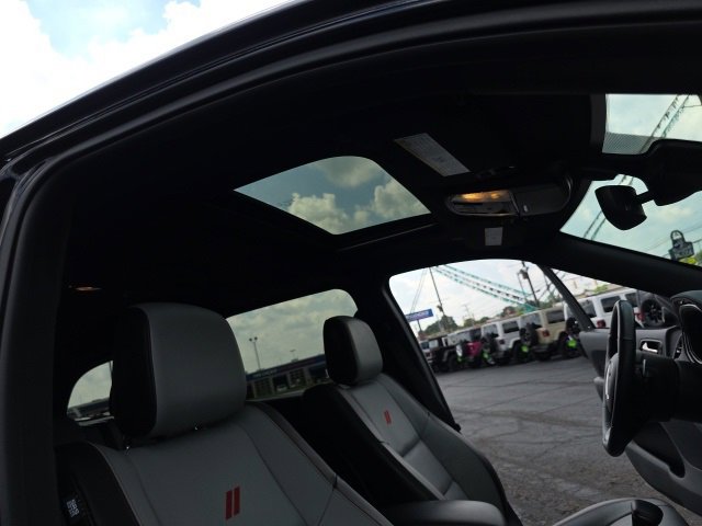 Used 2024 Dodge Durango GT image 37