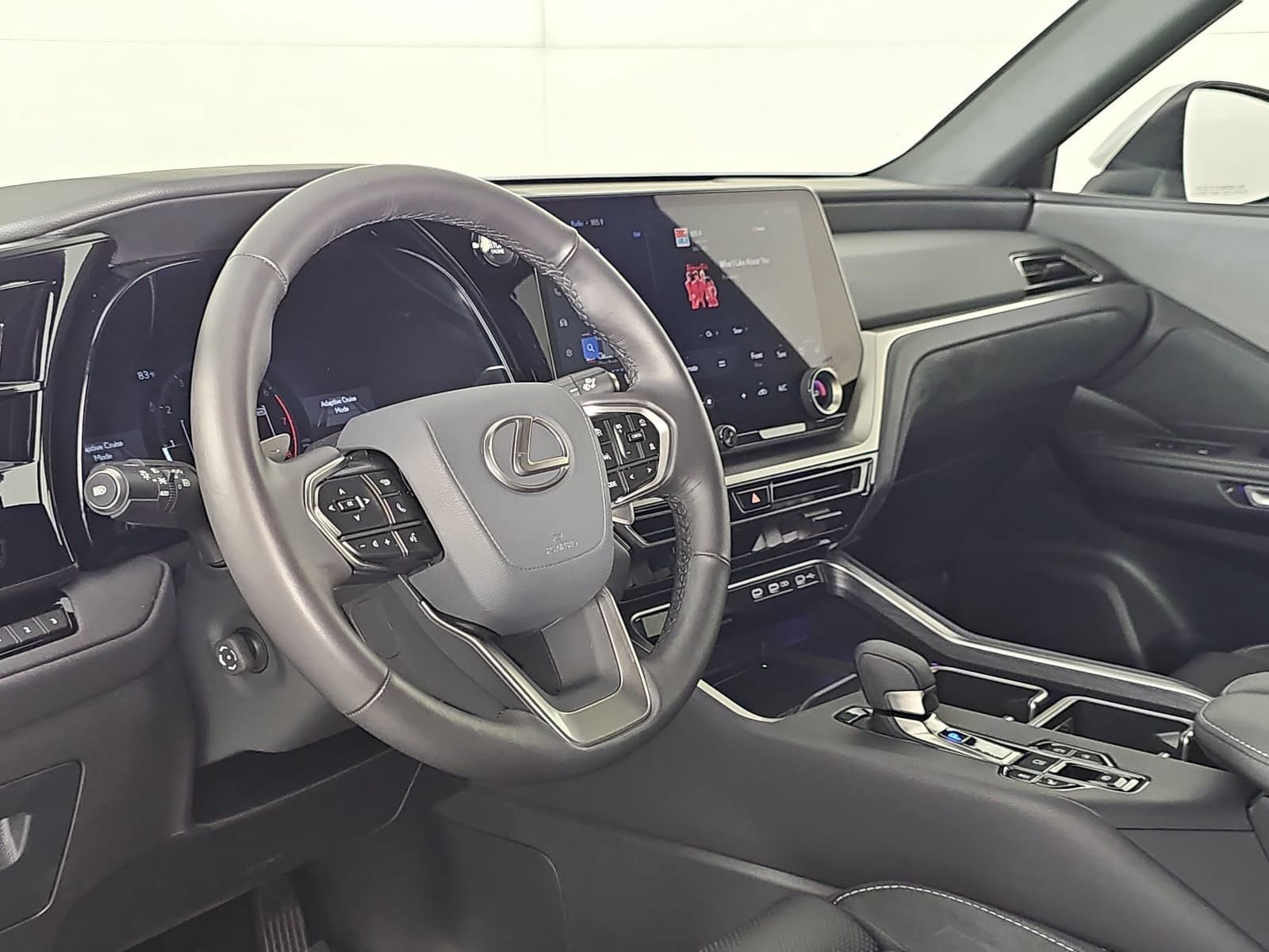 Used 2026 Lexus TX 350 AWD image 16
