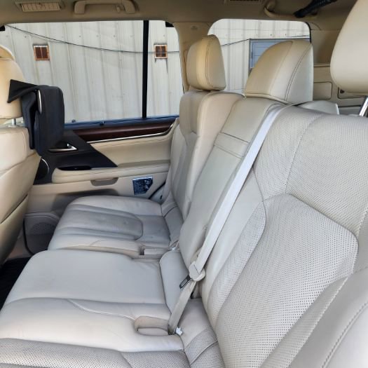 Used 2017 Lexus LX 570 4WD image 15