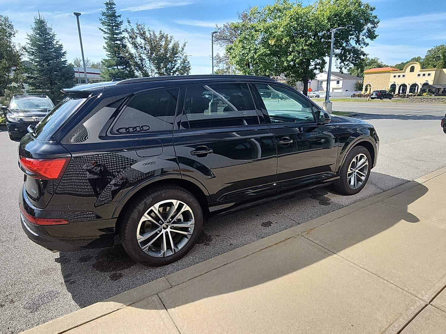 Used 2026 Audi Q7 3.0T Premium AWD/4WD image 27