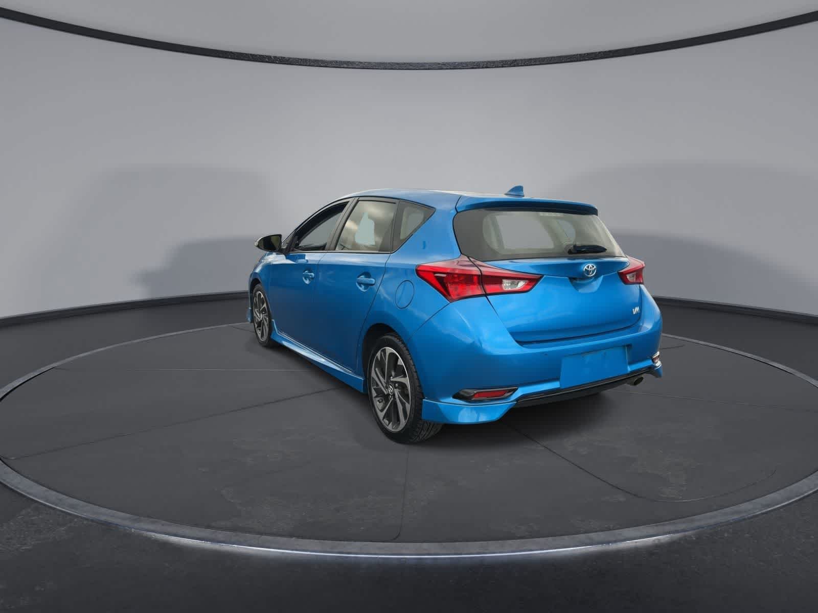 Used 2017 Toyota Corolla iM FWD image 6