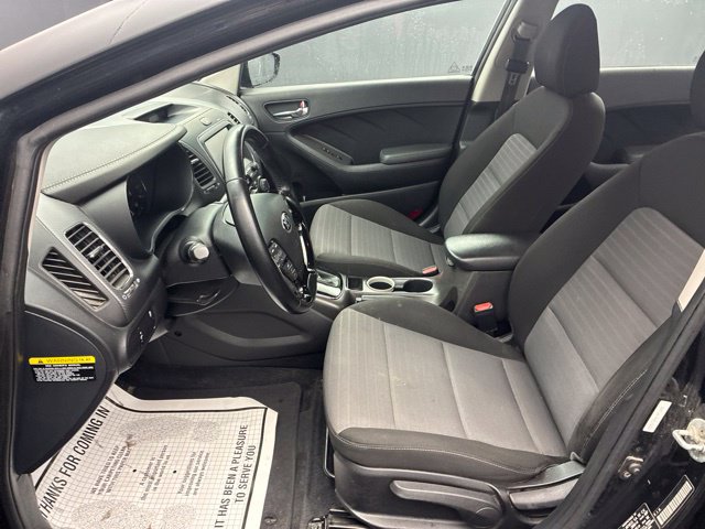 Used 2017 Kia Forte S FWD image 13
