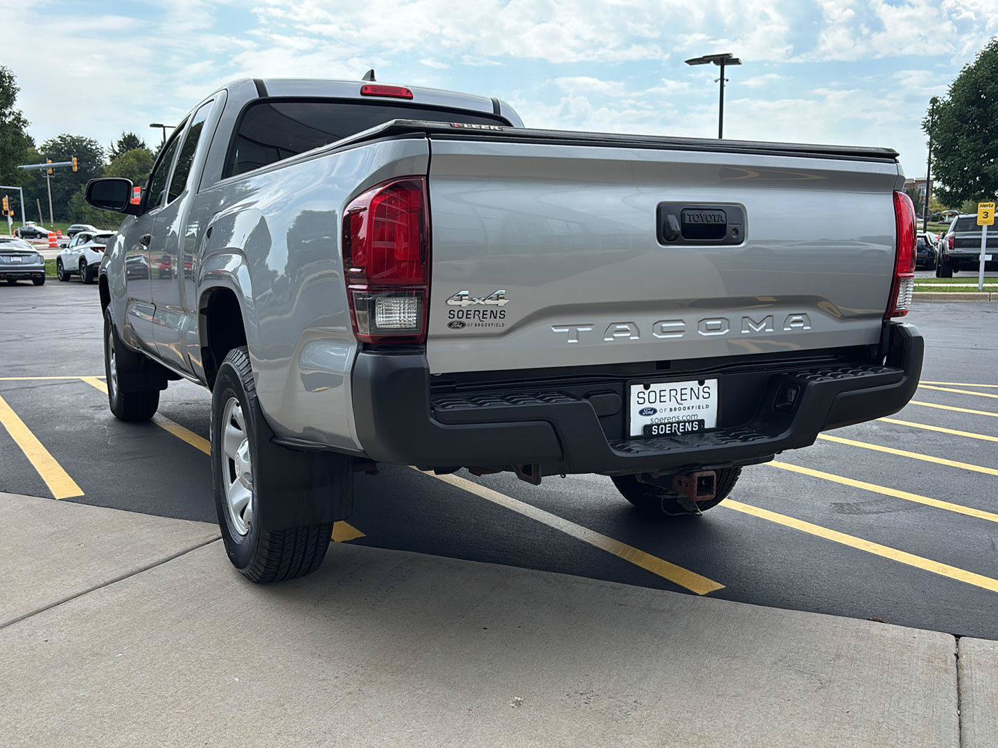 Used 2019 Toyota Tacoma SR AWD/4WD image 29