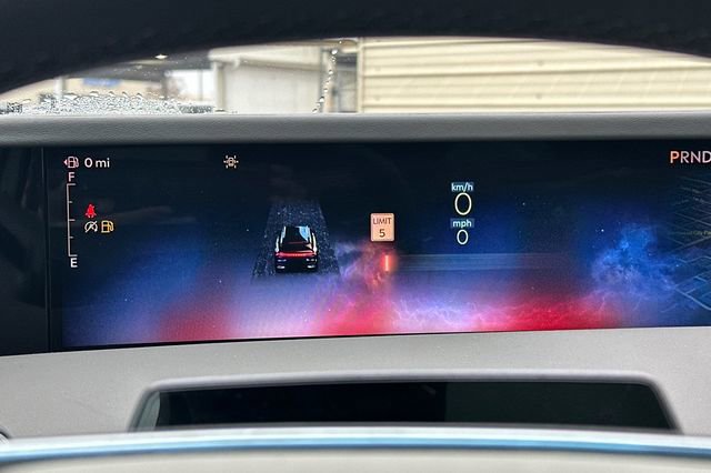 Used 2024 Lincoln Nautilus Reserve w/ Equipment Group 202A image 23