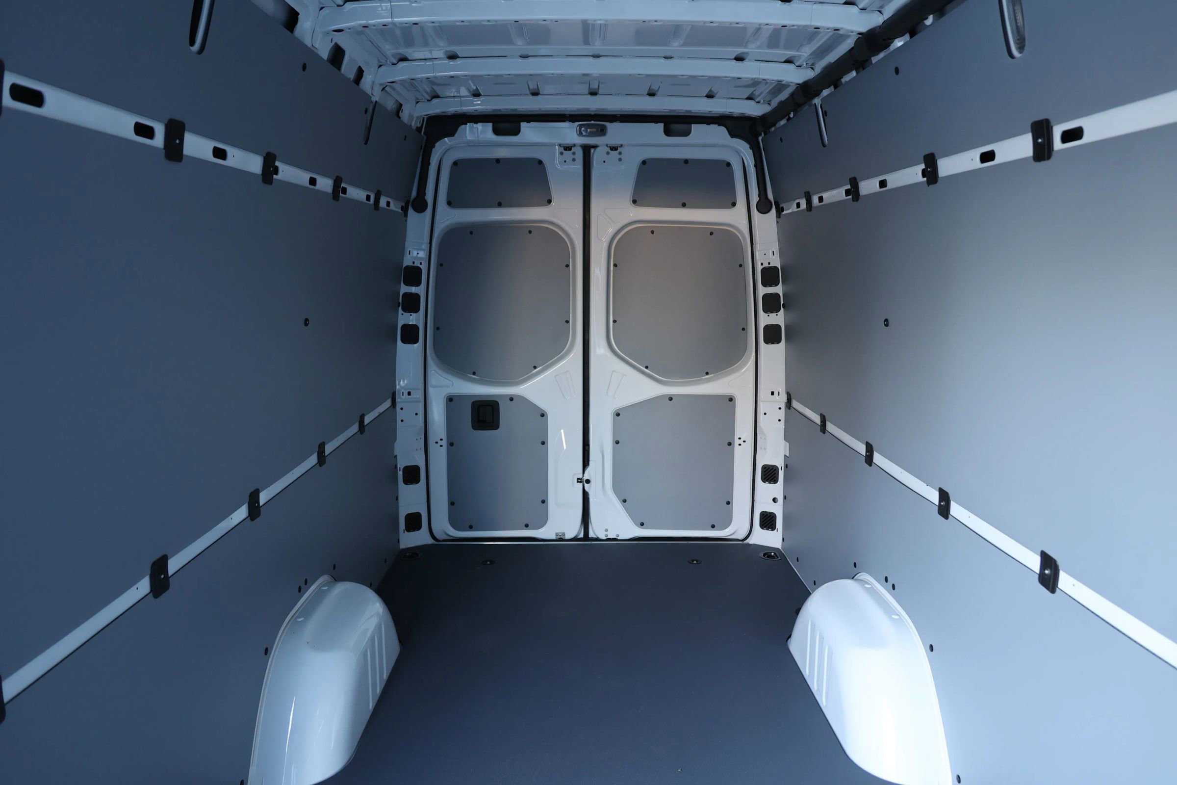 Used 2024 Mercedes-Benz eSprinter 170 Cargo image 27