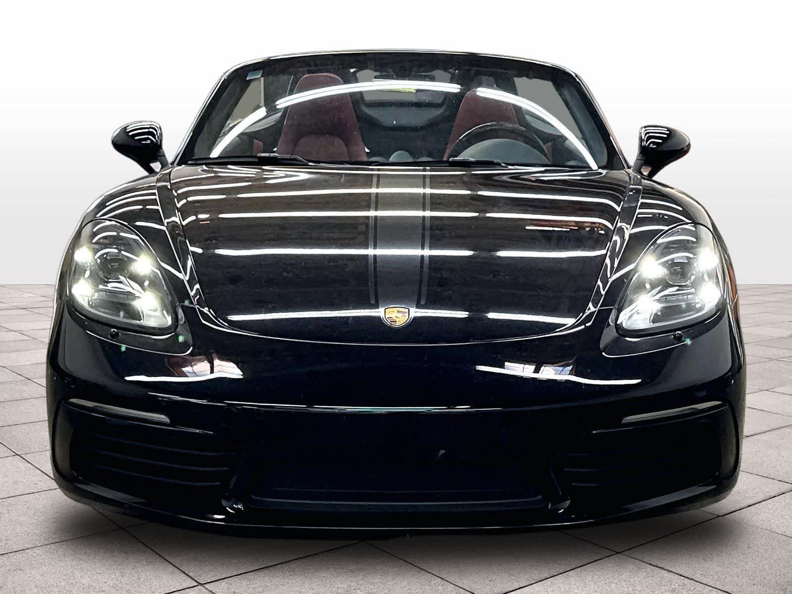 Used 2024 Porsche 718 Boxster RWD image 3