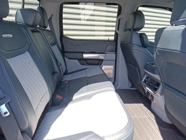 Certified 2024 Ford F450 Limited w/ FX4 Off-Road Package image 32