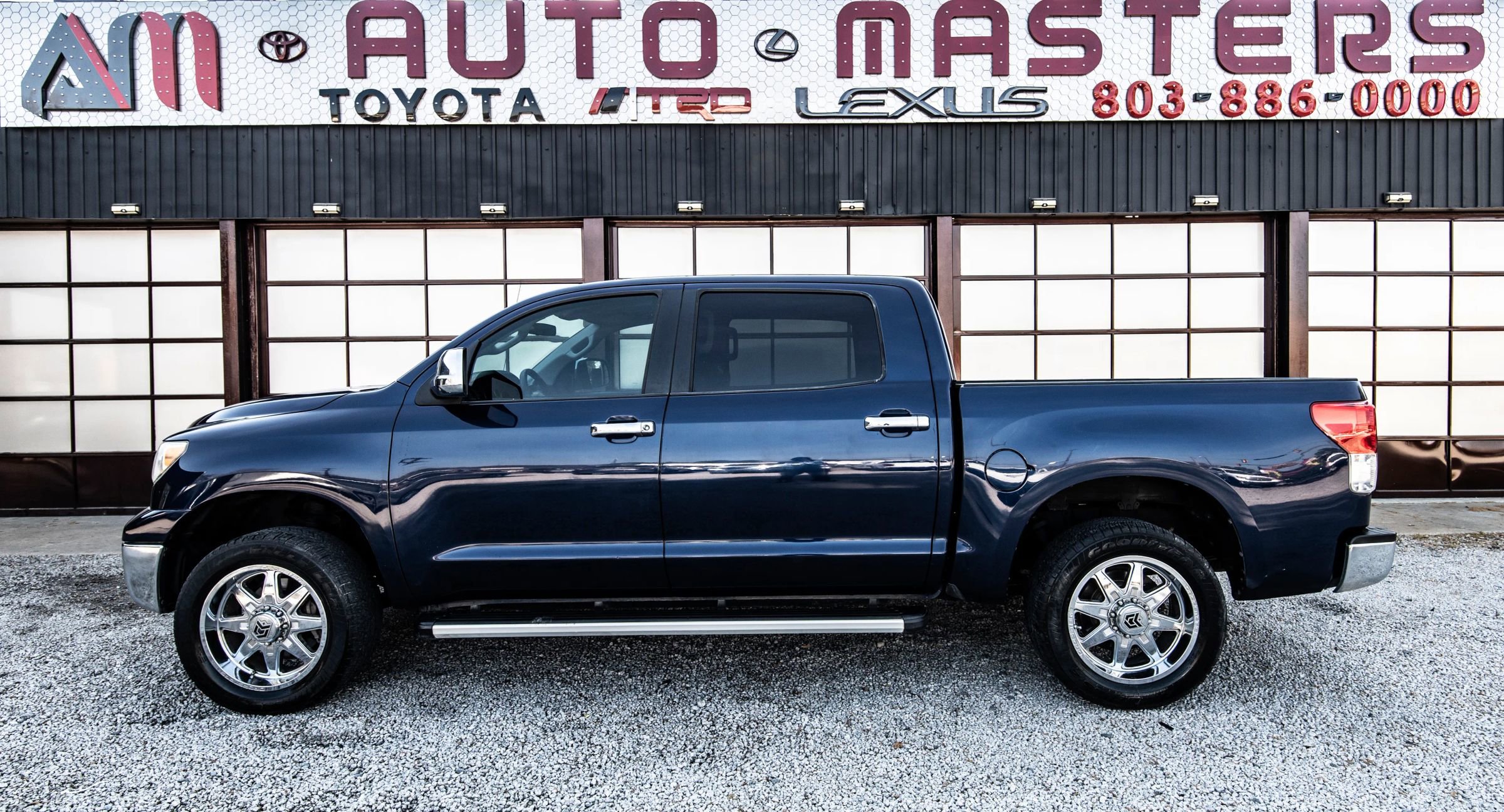 Used 2011 Toyota Tundra 2WD CrewMax w/ Tow Pkg image 6
