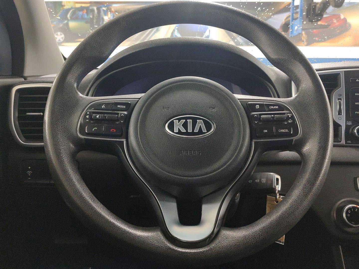 Used 2019 Kia Sportage LX AWD/4WD image 14