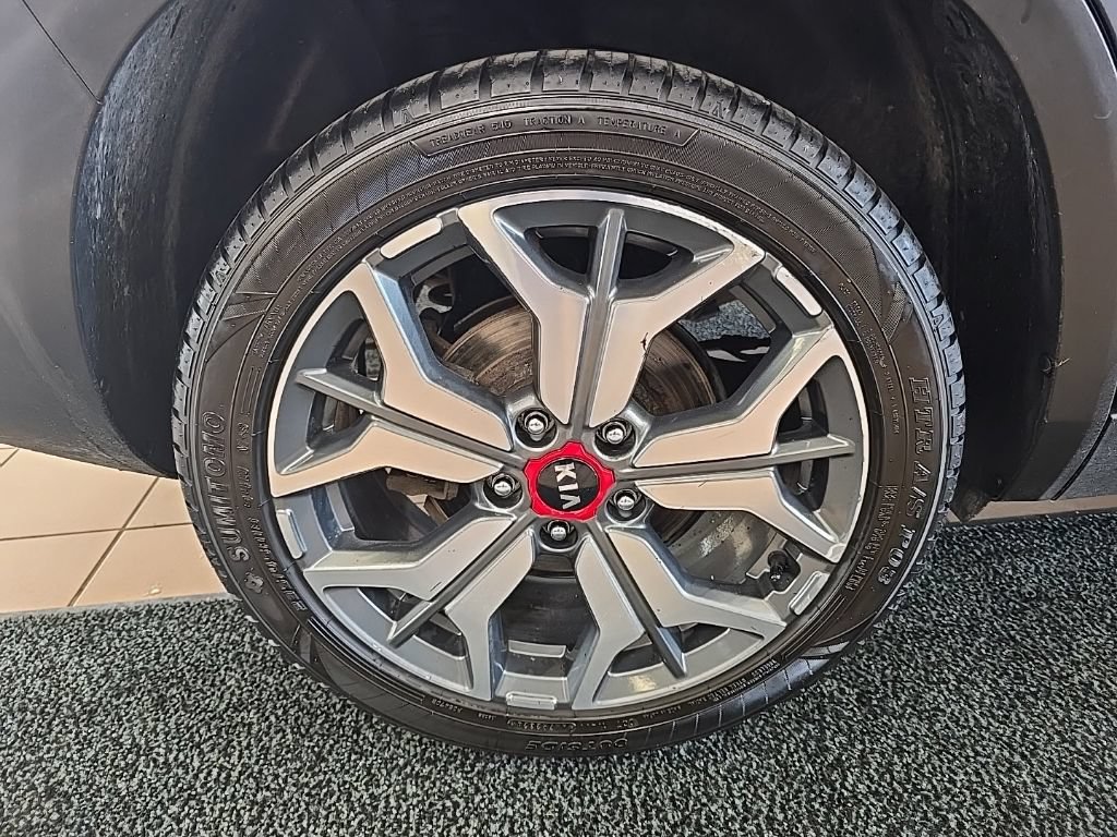 Used 2021 Kia Seltos SX w/ SX Sunroof Package AWD/4WD image 42