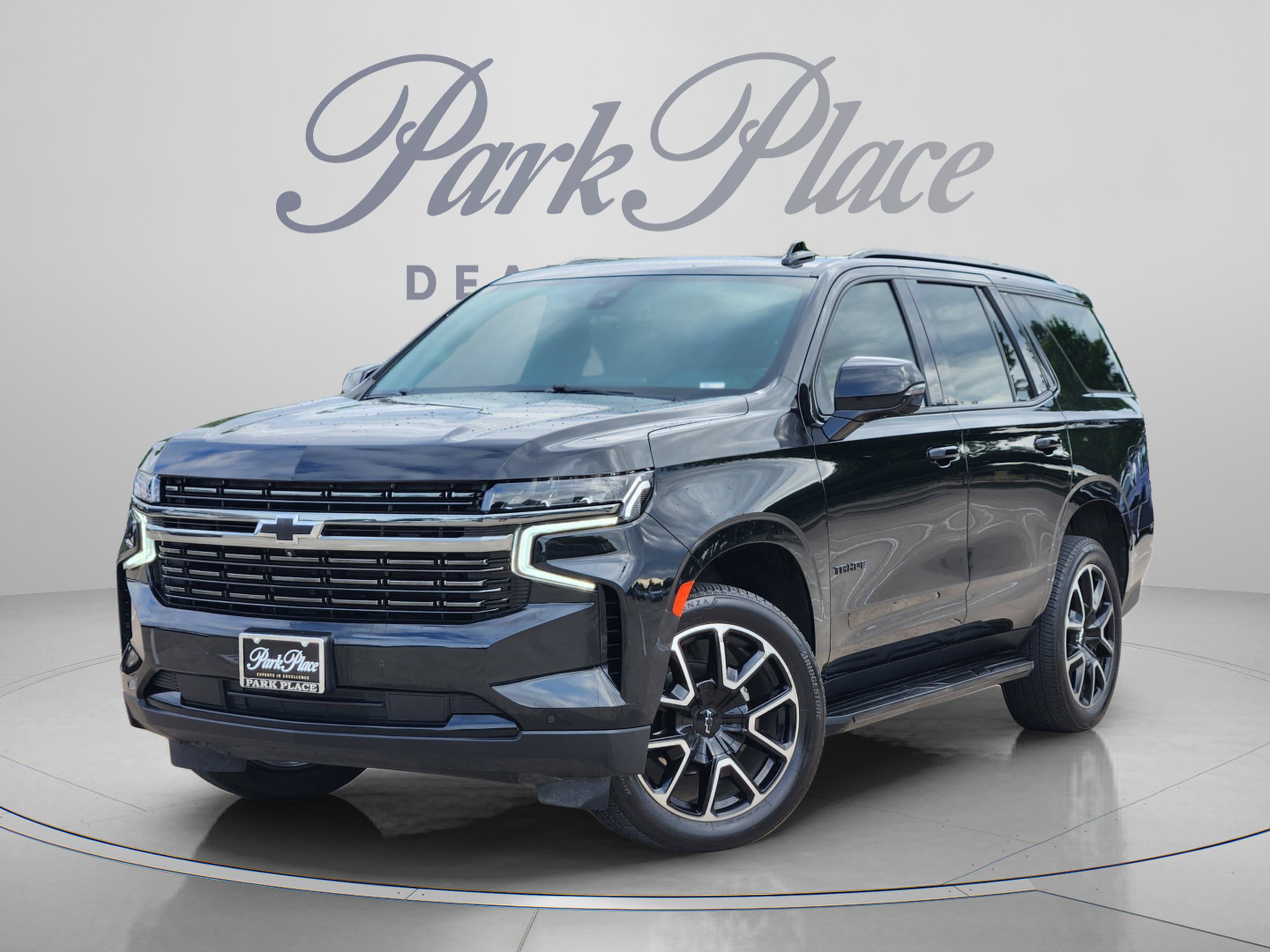 Used 2021 Chevrolet Tahoe RST w/ Luxury Package RWD image 1