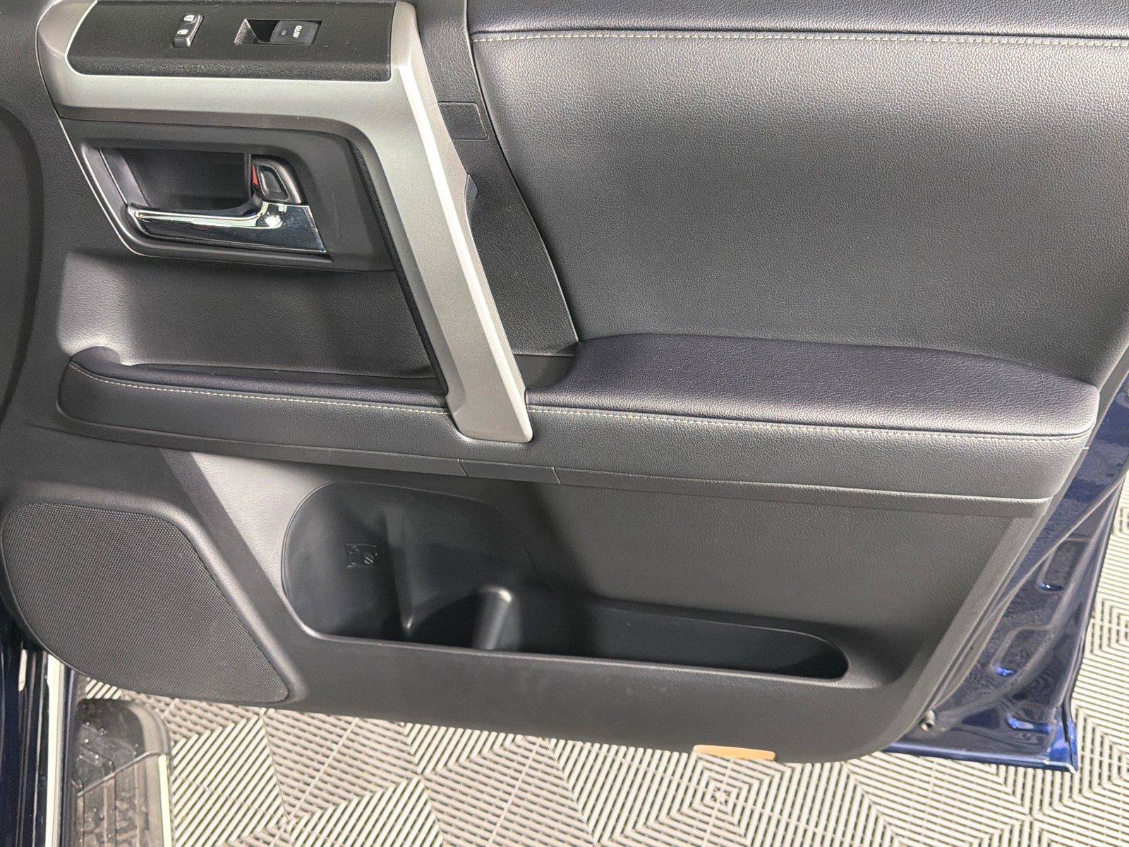 Used 2021 Toyota 4Runner Limited RWD image 14