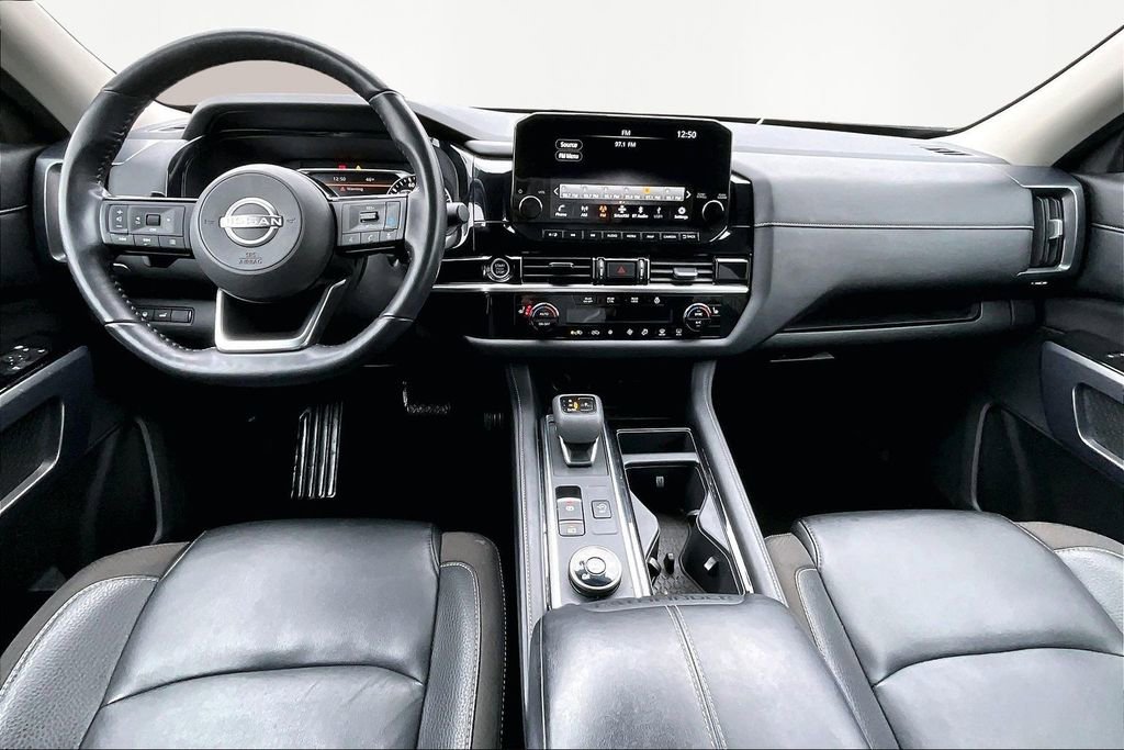 Used 2023 Nissan Pathfinder SL image 9