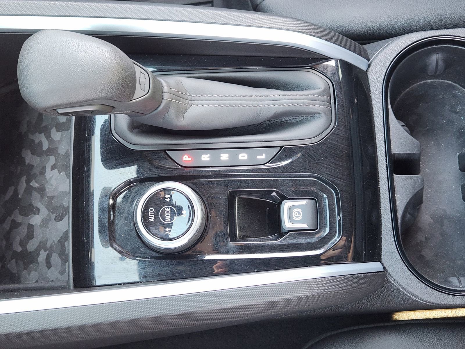 Used 2024 Chevrolet Colorado Trail Boss w/ Advanced Trailering Package image 23