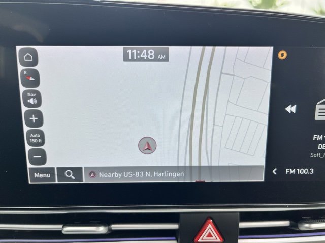 Used 2025 Hyundai Elantra Limited image 13