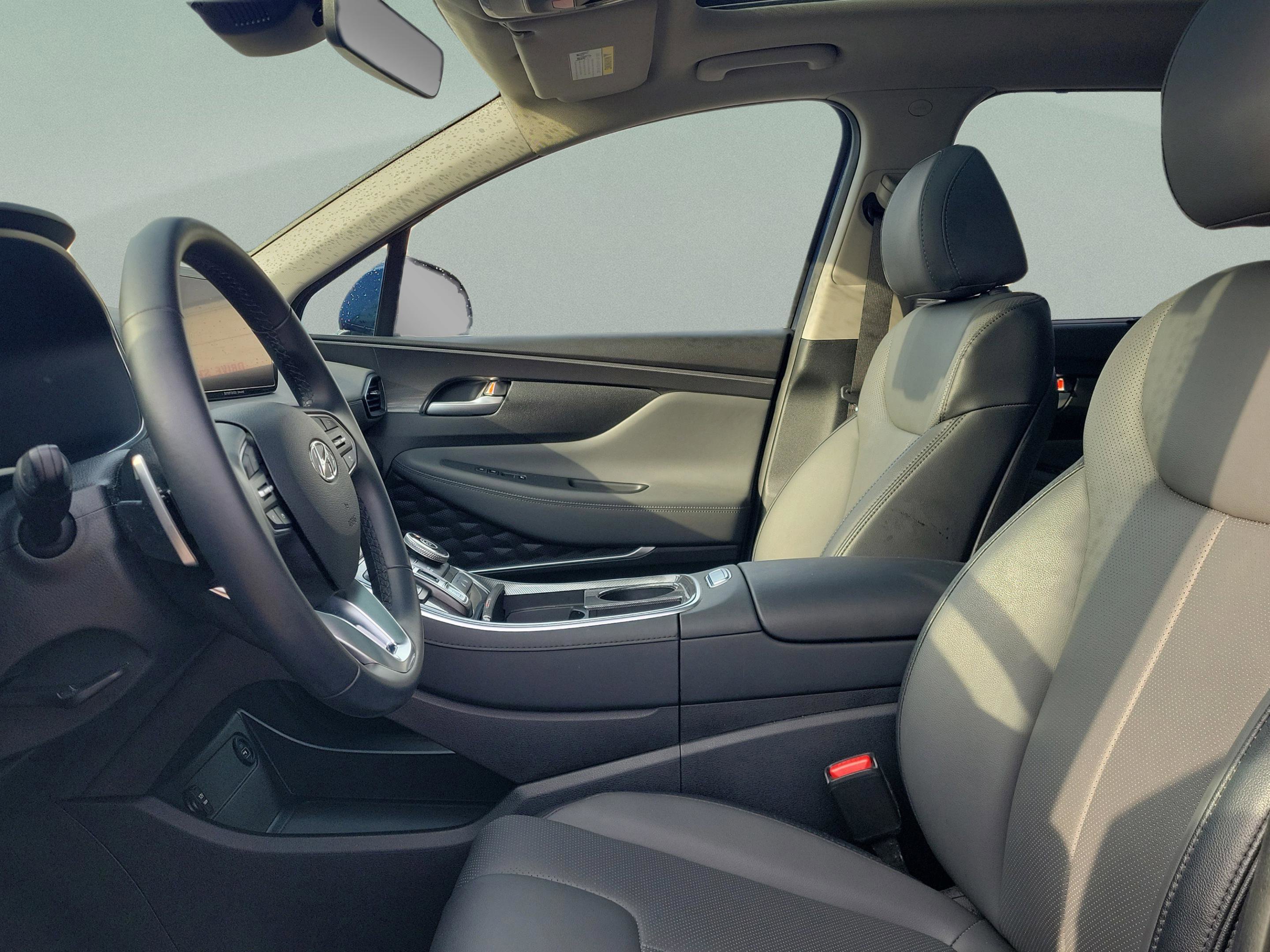 Used 2023 Hyundai Santa Fe SEL w/ Premium Package image 21