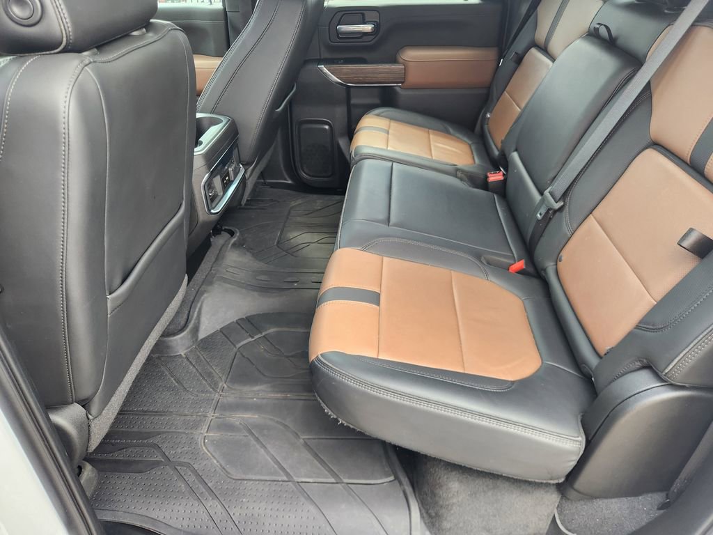 Used 2022 Chevrolet Silverado 2500 High Country w/ Safety Package II image 11