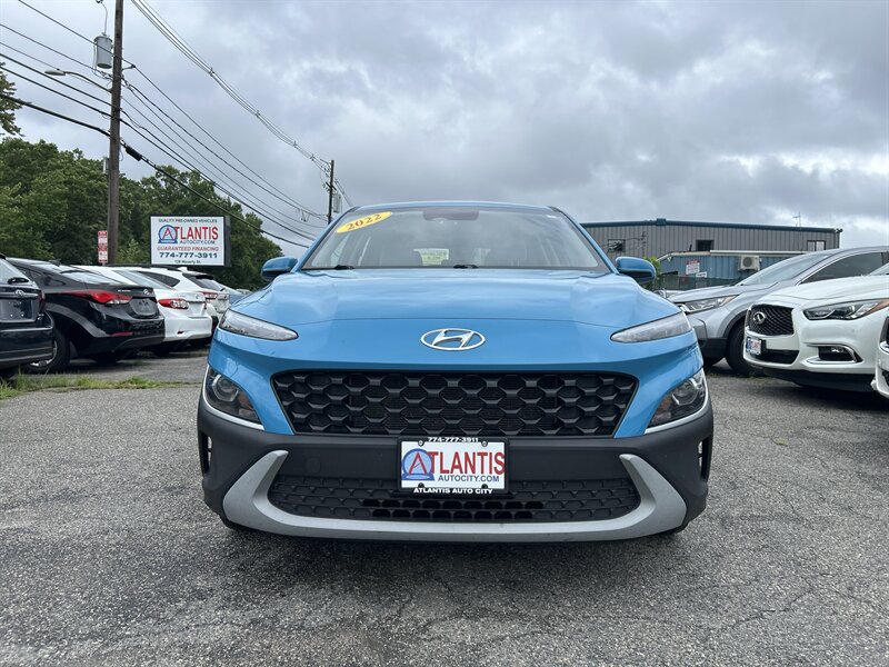 Used 2022 Hyundai Kona SE AWD/4WD image 2