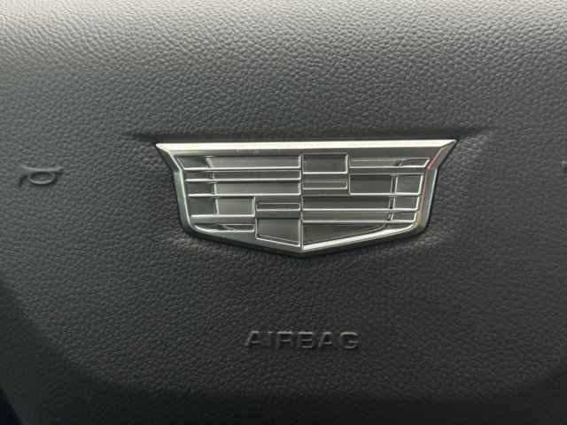 Certified 2024 Cadillac Lyriq Luxury AWD/4WD image 6