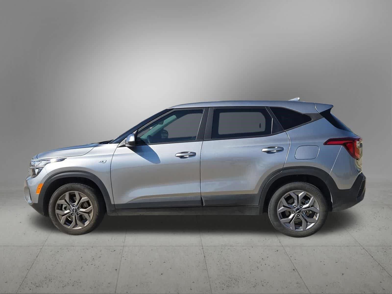 Certified 2024 Kia Seltos LX AWD/4WD image 3
