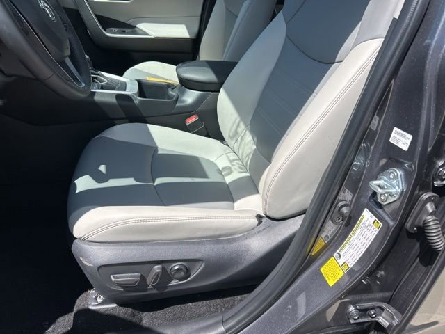 Used 2025 Toyota RAV4 XLE Premium w/ Weather Package AWD/4WD image 13