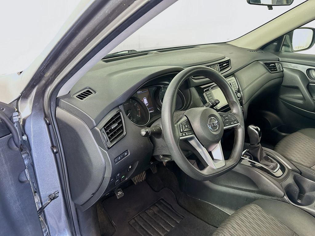 Used 2020 Nissan Rogue S image 9