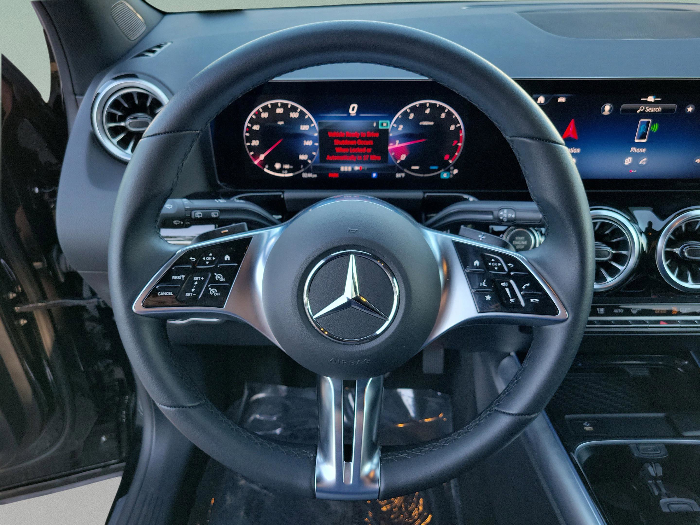 Used 2025 Mercedes-Benz GLA 250 image 14